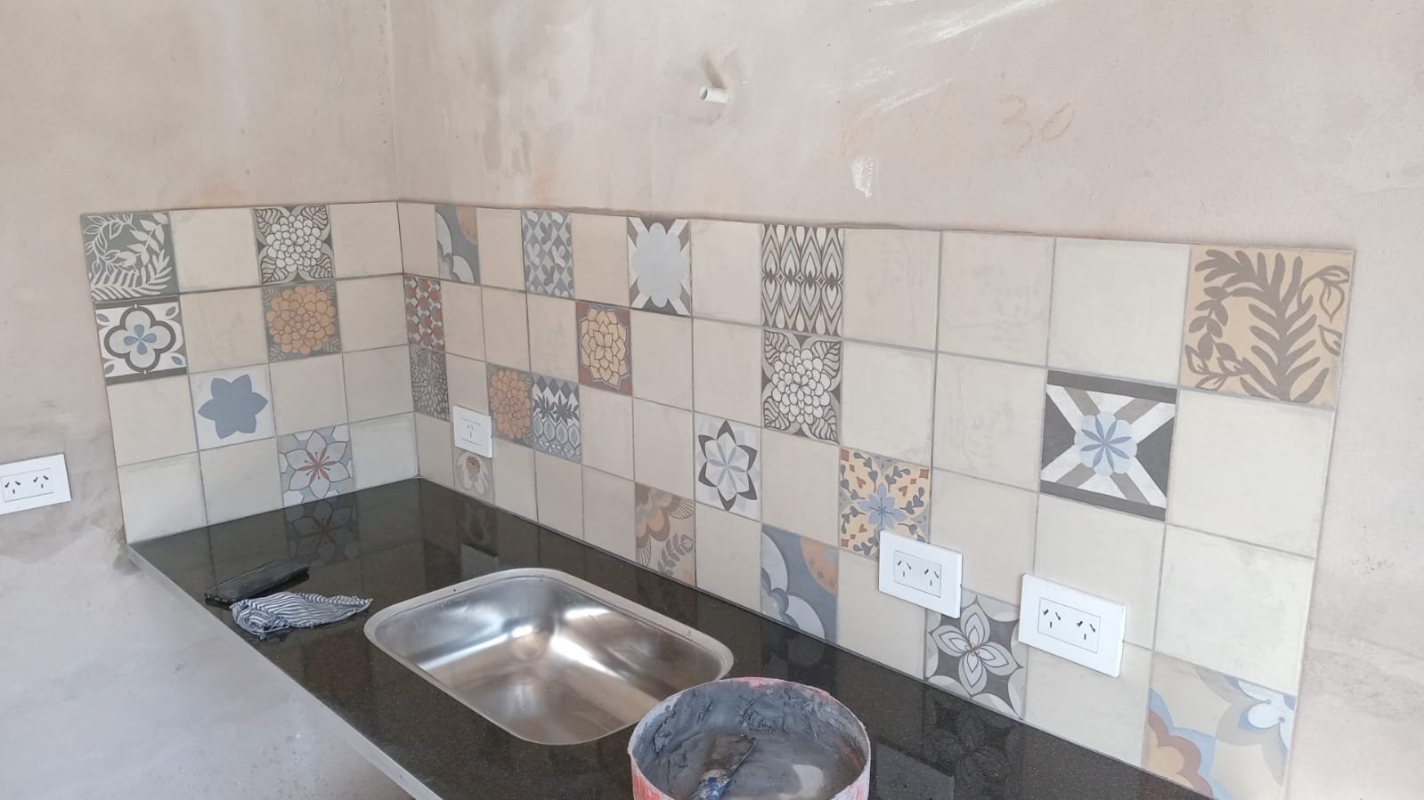 Construcción en Barrio Parque Sicardi – Villa Garibaldi